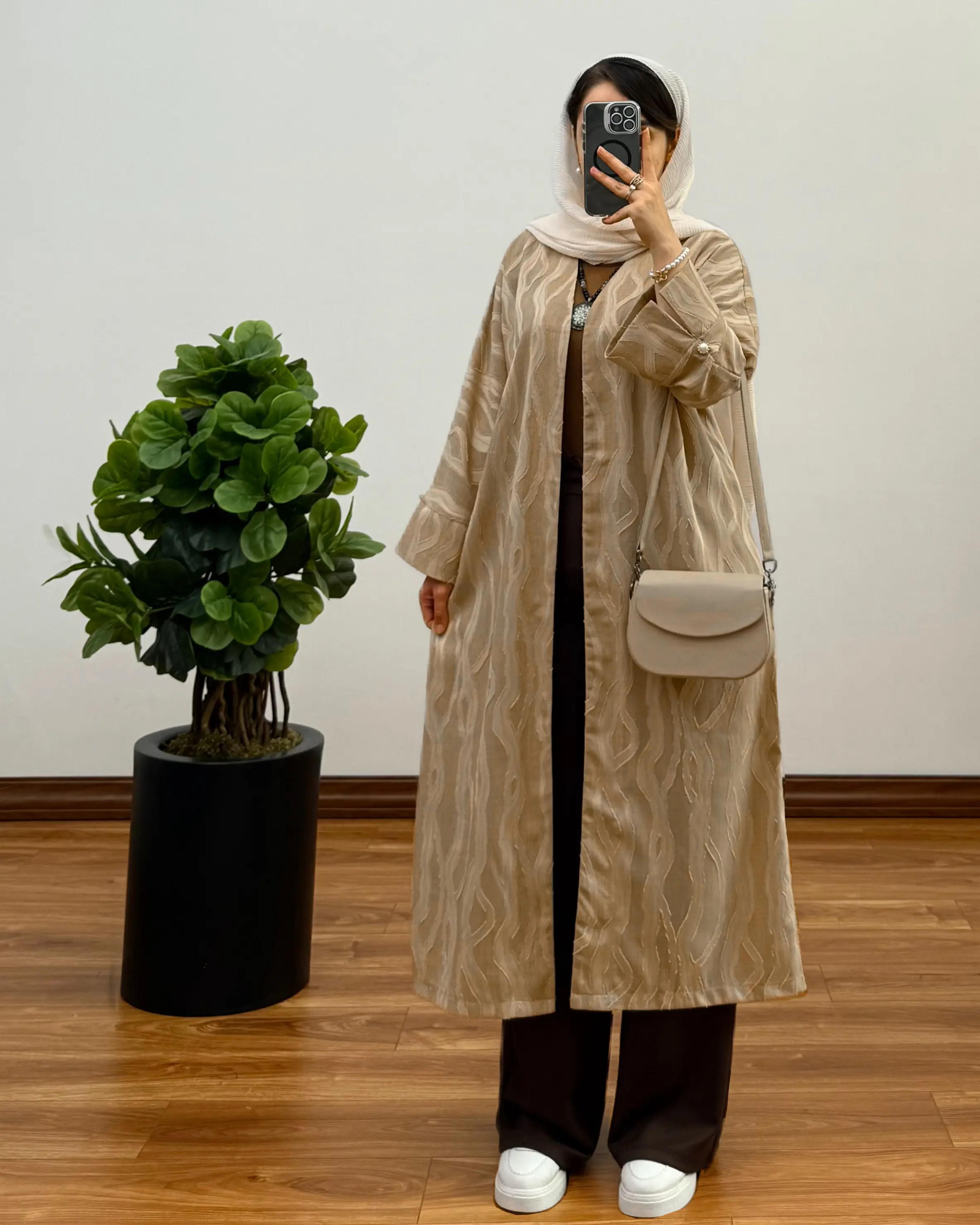 مانتو نیکی